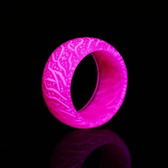 Love Glow Ring-Tay's Goodies